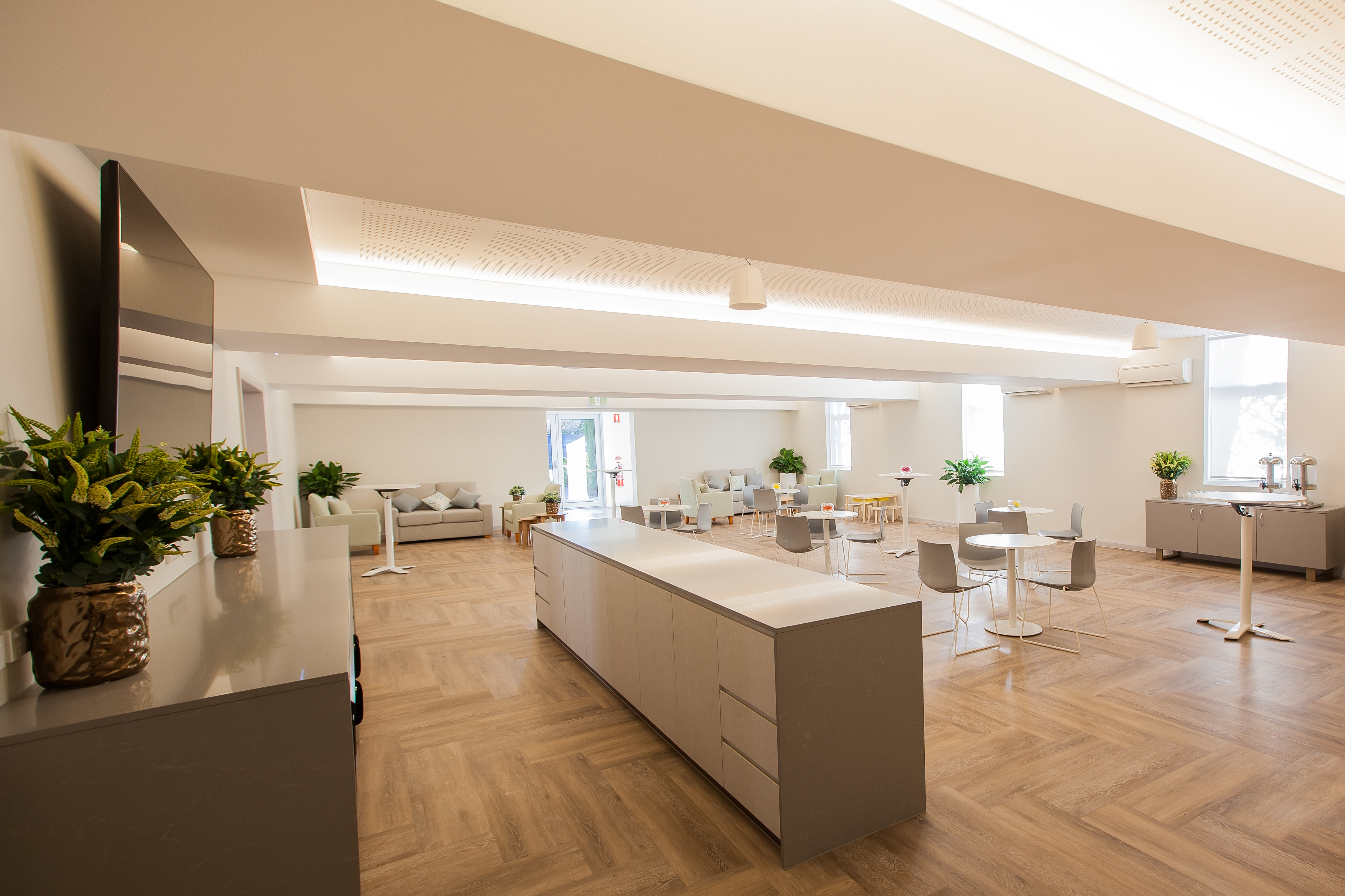 Refreshment Lounge